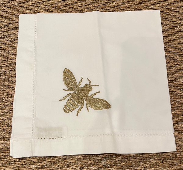 Dinner Napkins with Embroidered Bee Set of 4