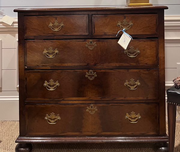 William & Mary 5 Drawer Chest