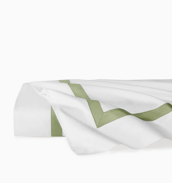 Estate Queen Flat Sheet - White/Willow